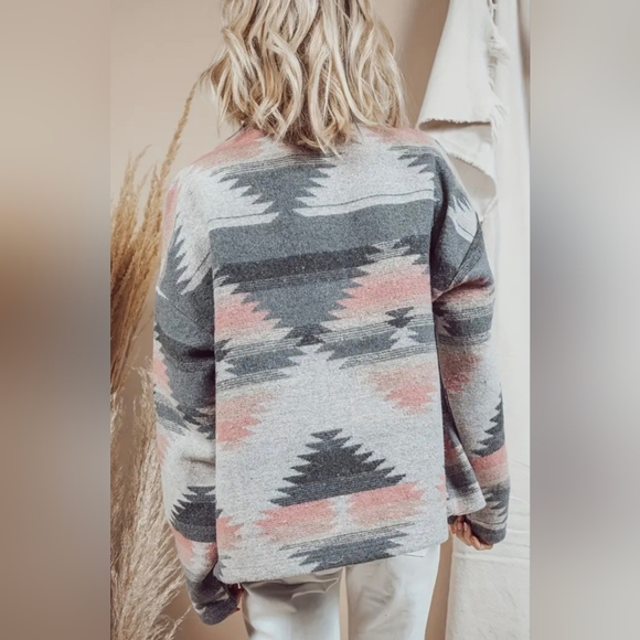 Aztec Print Shacket - Picture 5 of 8